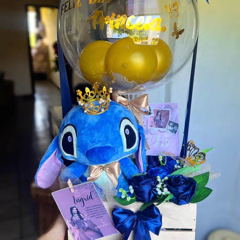 Caja de regalo con Stich 