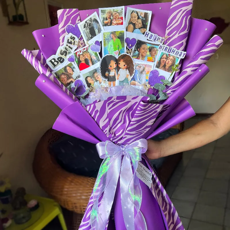 Ramo de 10 fotos con 3 rosas eternas