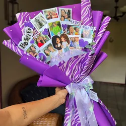 Ramo de 10 fotos con 3 rosas eternas