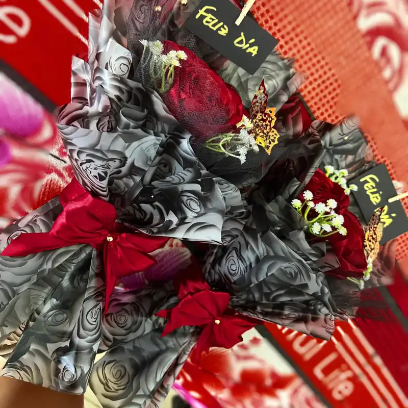 Ramo de 3 rosas eternas 