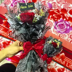 Ramo de 3 rosas eternas 