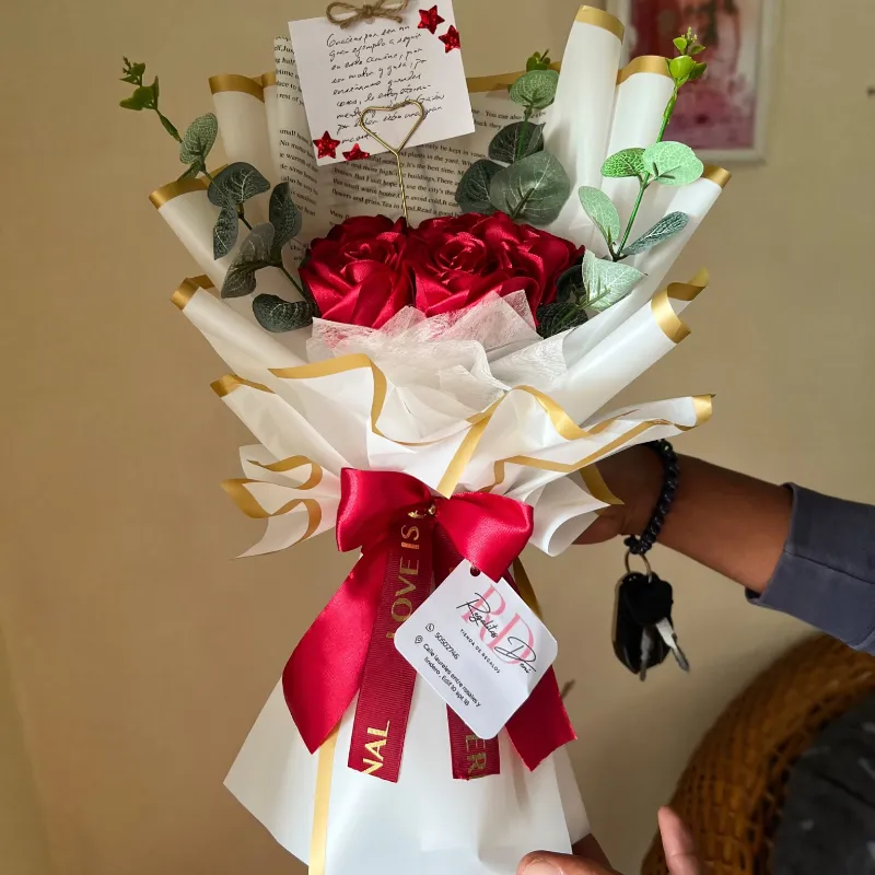 Ramo de 5 rosas