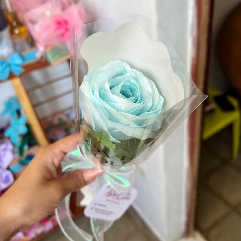 Rosa con manga