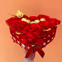 Caja ❤️ rodeada de Kit Kat 🍫