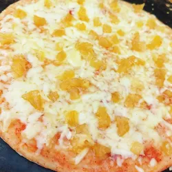 Pizza con dulce de piña