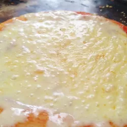 Pizza con Queso Gouda