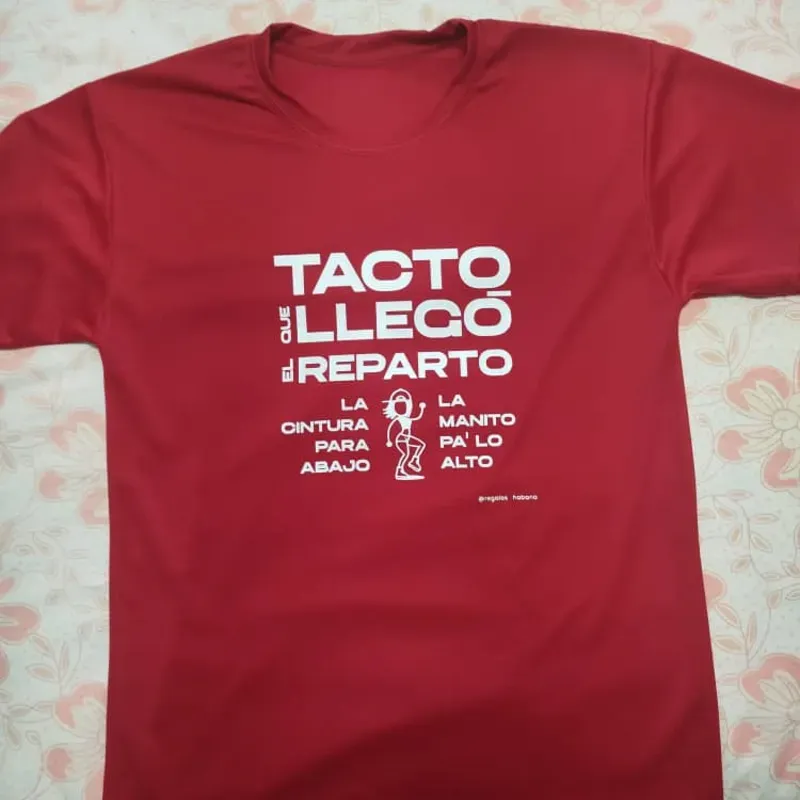 Pullover de Adulto color (rojo)