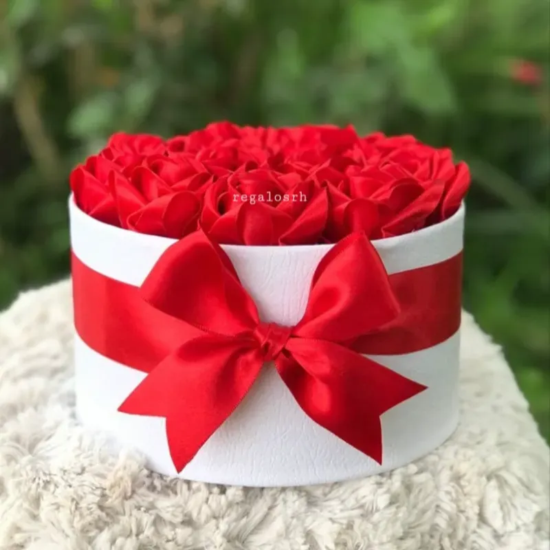12 rosas