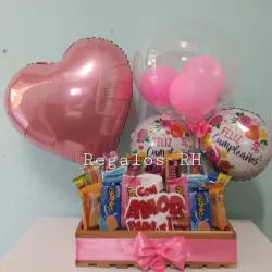 Combo de chuches y 4 globos 