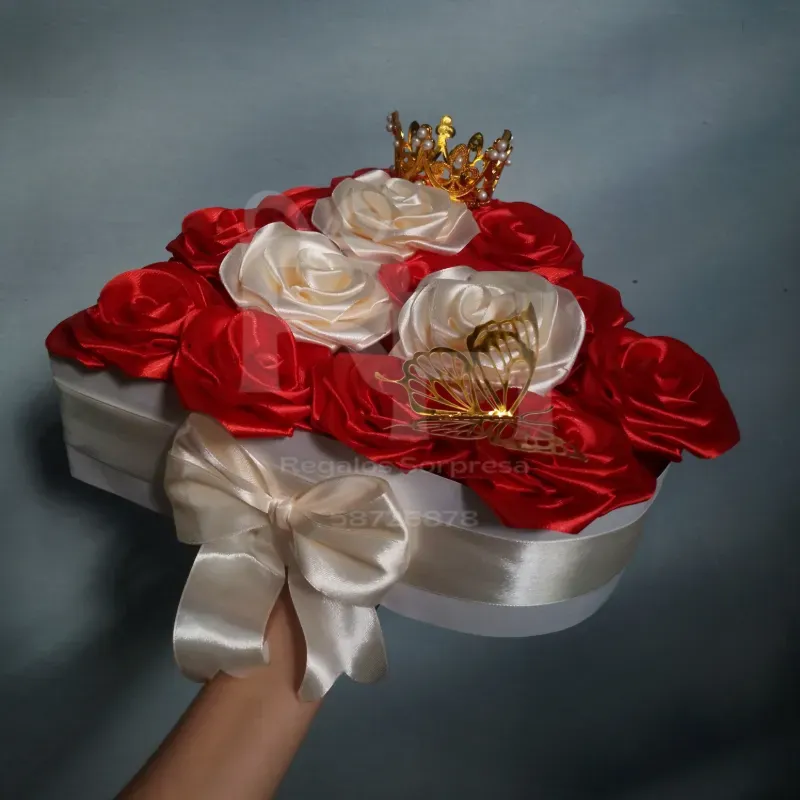 Corazón de 15 rosas