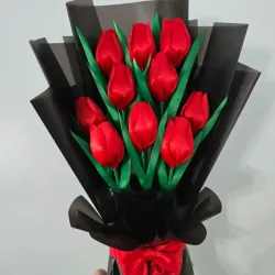 Ramo de 10 tulipanes eternos 🌷