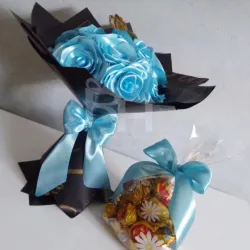 Ramo y bolsita de bombones