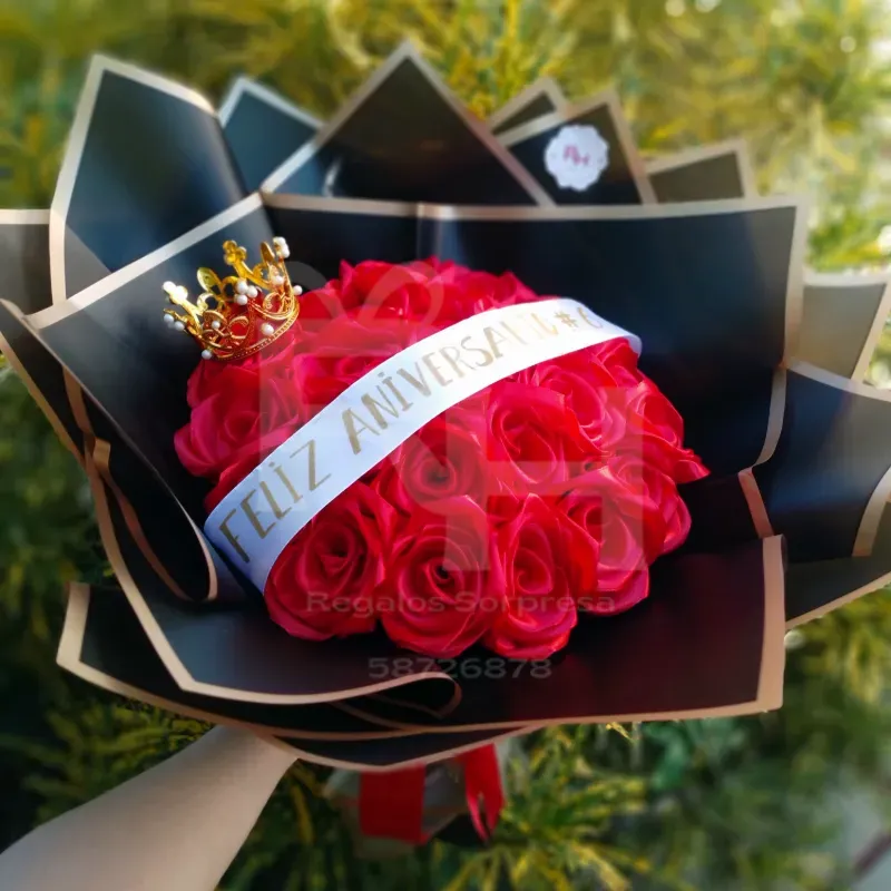 Ramos de 25 rosas eternas