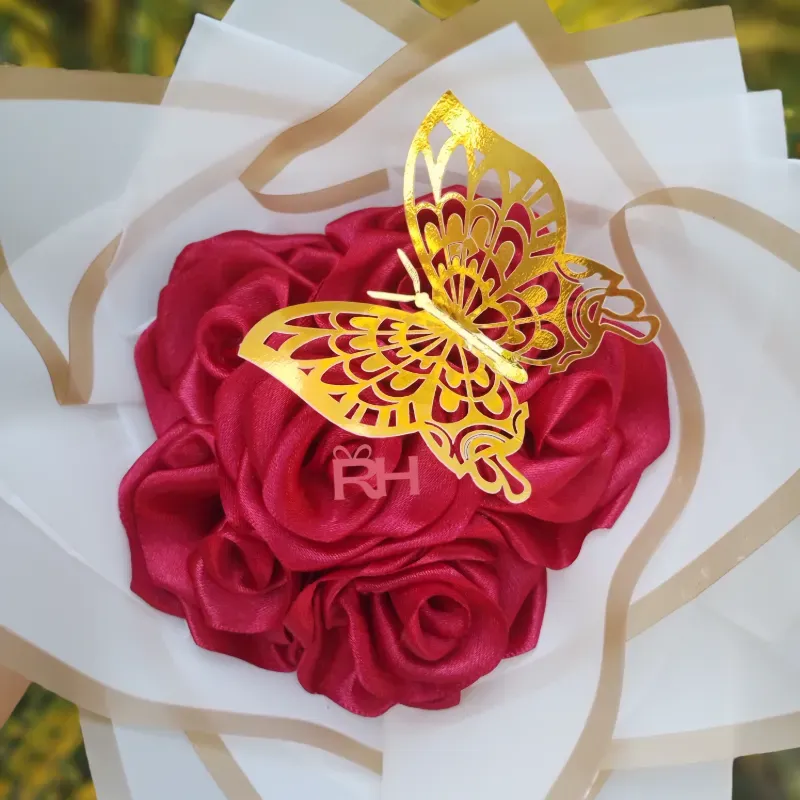 Ramos de 6 rosas eternas 