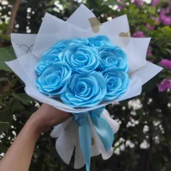 Ramos de 8 rosas eternas 