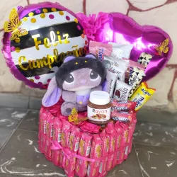 Rosas, peluche y chuches 🩷🎉
