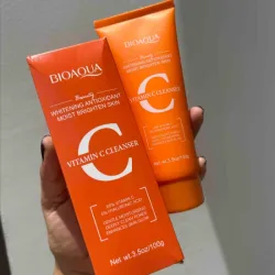 Limpiador facial Vitamina C + Ácido Hialurónico