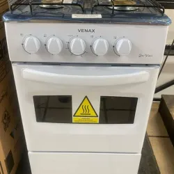Cocina de gas con horno marca VENAX