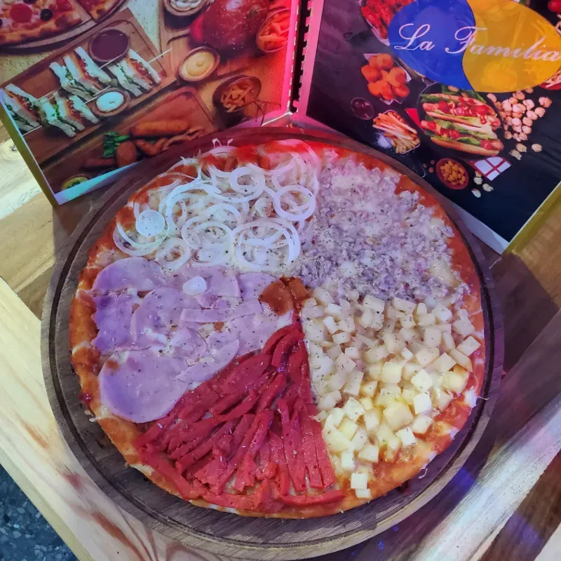 Pizza Mixta de Queso Gouda 