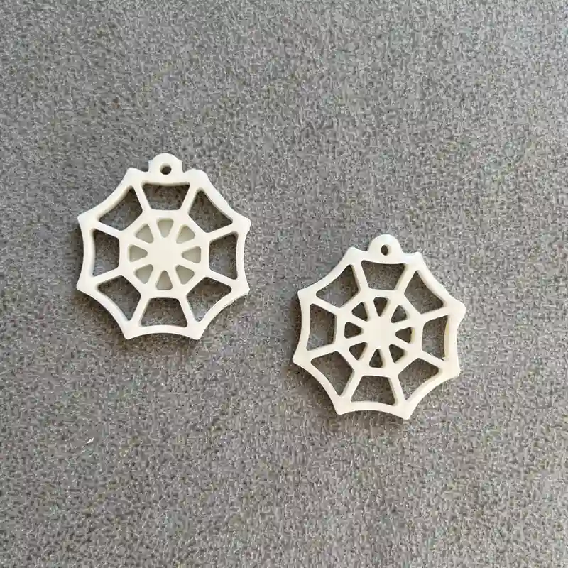 Llavero tela de arañas 🕸️