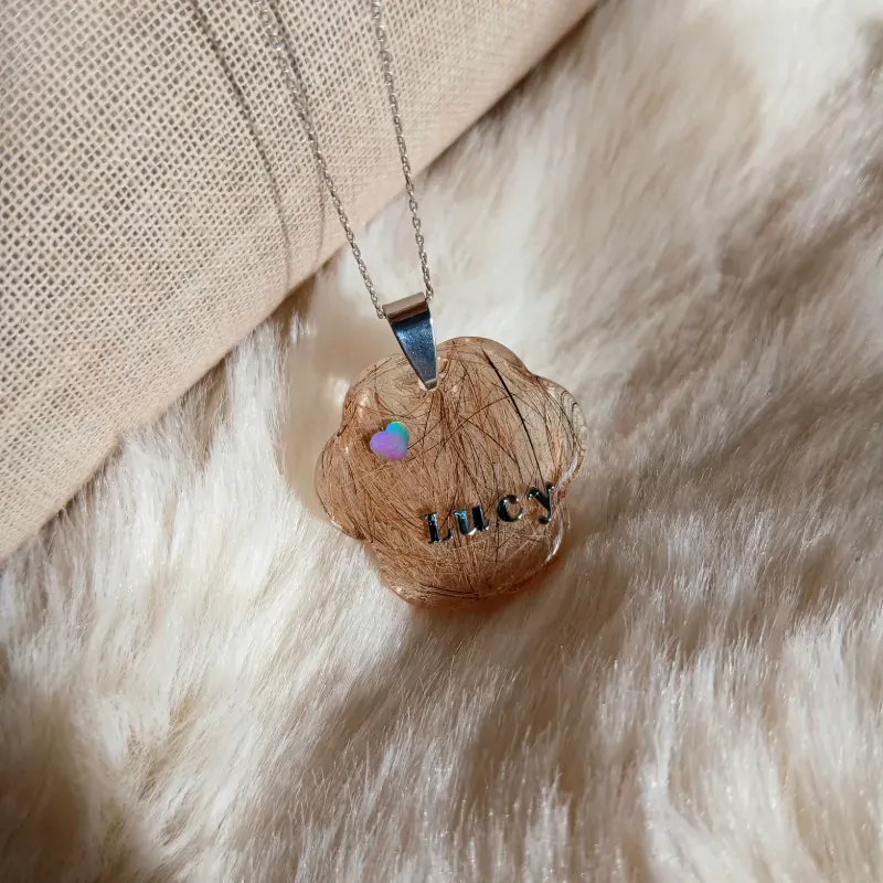 Dije Cabellos Encapsulados 2 o 3 cm con nombre