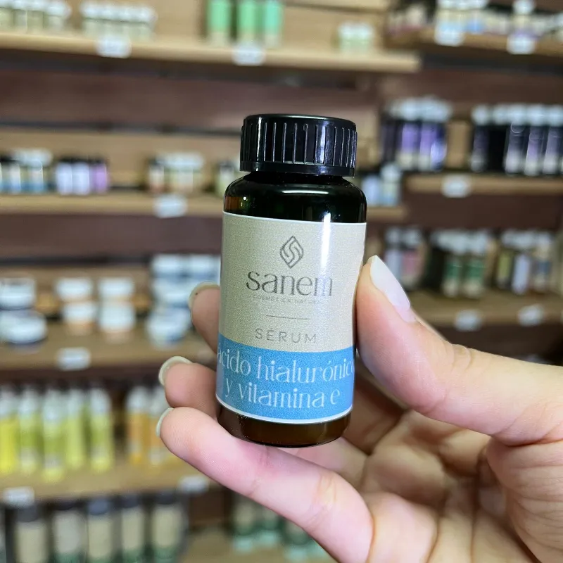 Sérum de ácido hialurónico y vitamina E