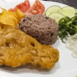 Filete de pescado empanado