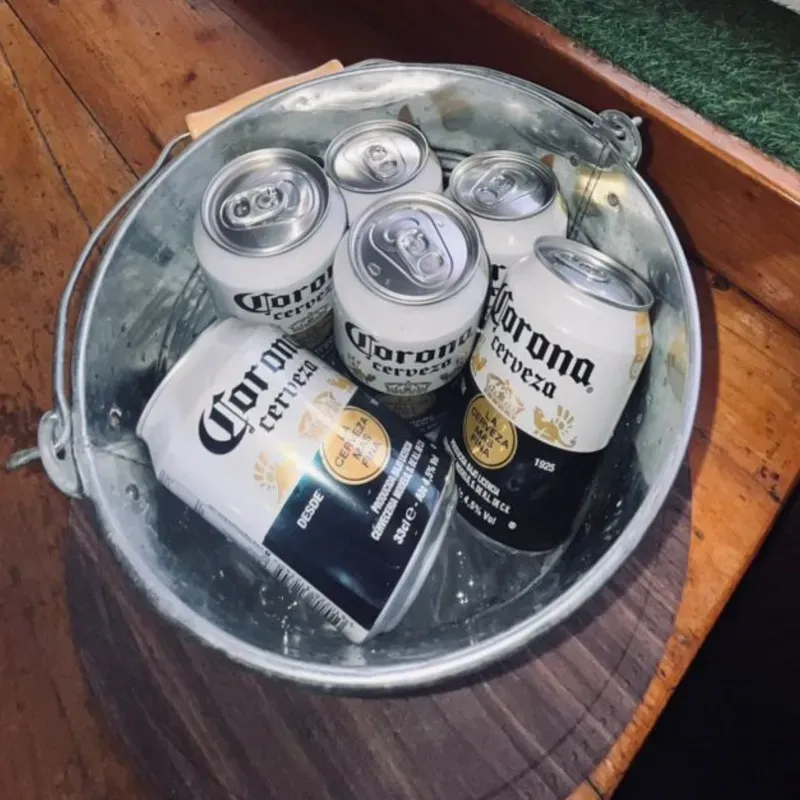 Cubetazo cerveza Corona Lata