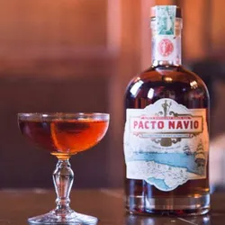 Trago Pacto Navio Havana Club