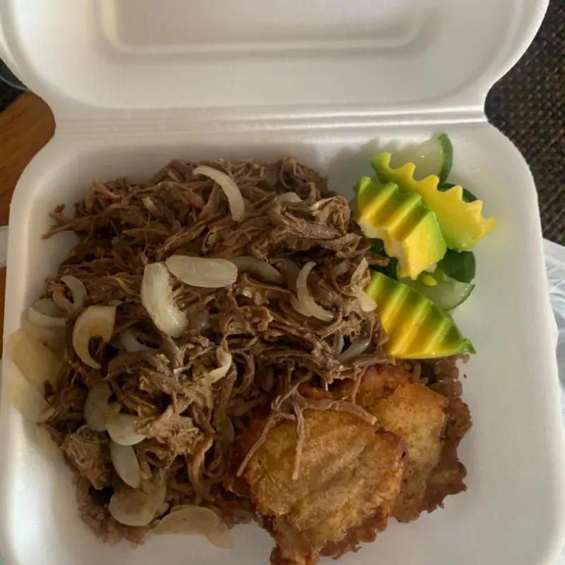 Table Ropa Vieja