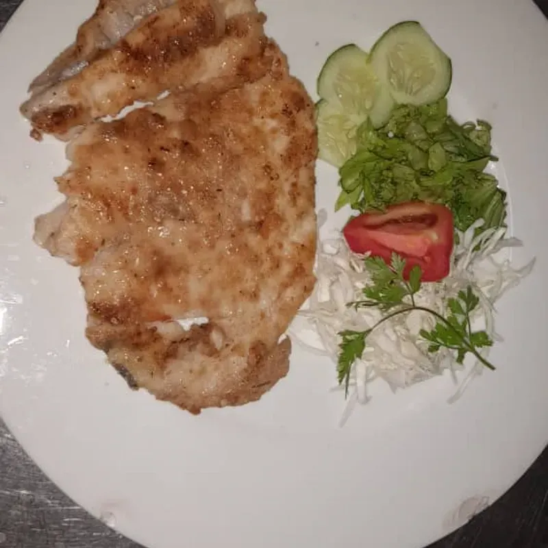 FILETE DE PESCADO GRILLE/GRILLED FISH FILLIET