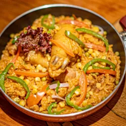 Arroz con pollo a la chorrera