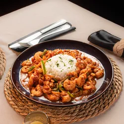 Camarones Enchilados