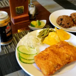 Filete de pescado empanado