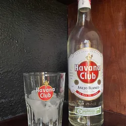 Habana Club Añejo Blanco