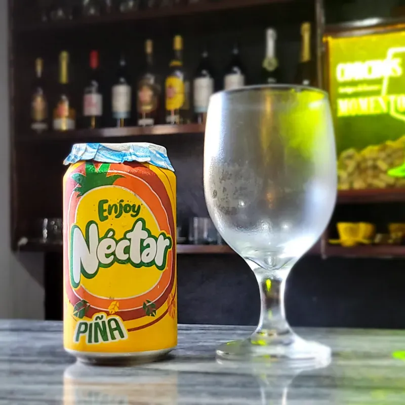 Jugo de lata 