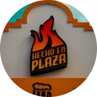Restaurante Hecho en Plaza