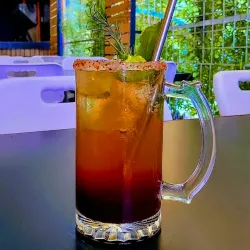 Servicio de michelada 