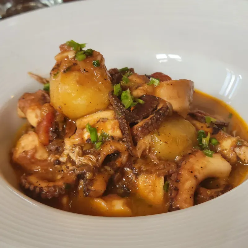 Pulpo Enchilado
