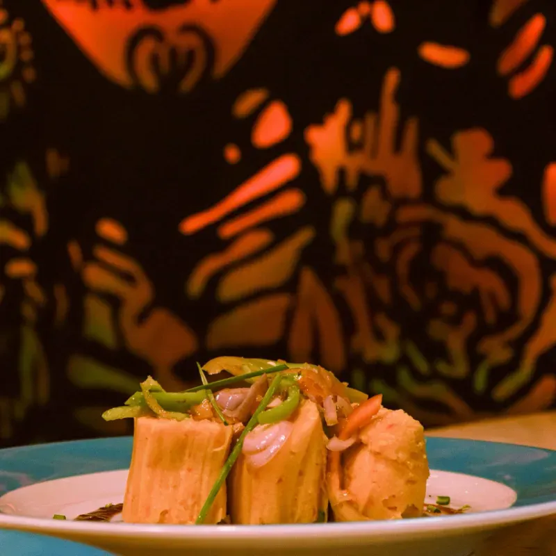 Tamales Catrina con mojo criollo