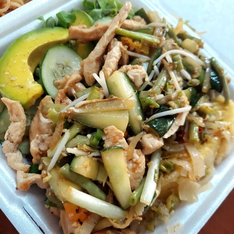 Fajitas de Pechuga de pollo Salteadas con vegetales