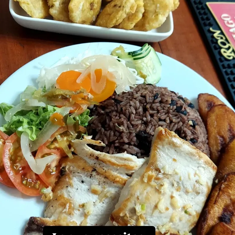 Filete de Pescado al refrito de ajo