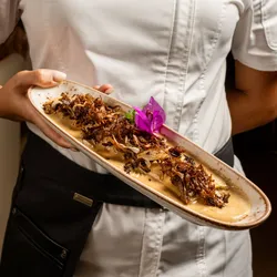 Canelón de Vaca Frita y Boletus