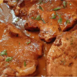 Bistec de Res en Cazuela