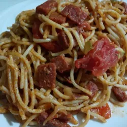 Espaguetis C/Chorizo Vela