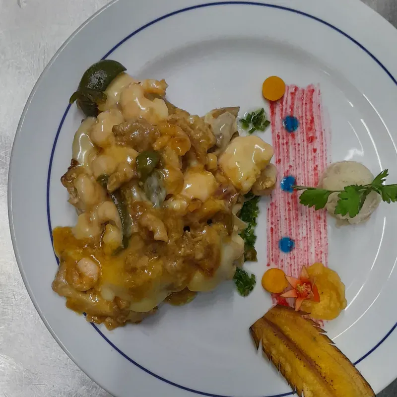 Filete de pescado "al Cayo" al estilo Poseidòn