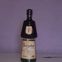 Licor Frangelico