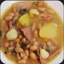 Potajes de Frijoles Bayo