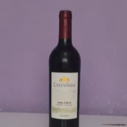Vino Tinto Castañeda