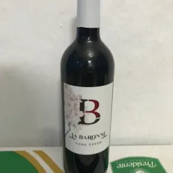 Vino Tinto La Baronne (copa)